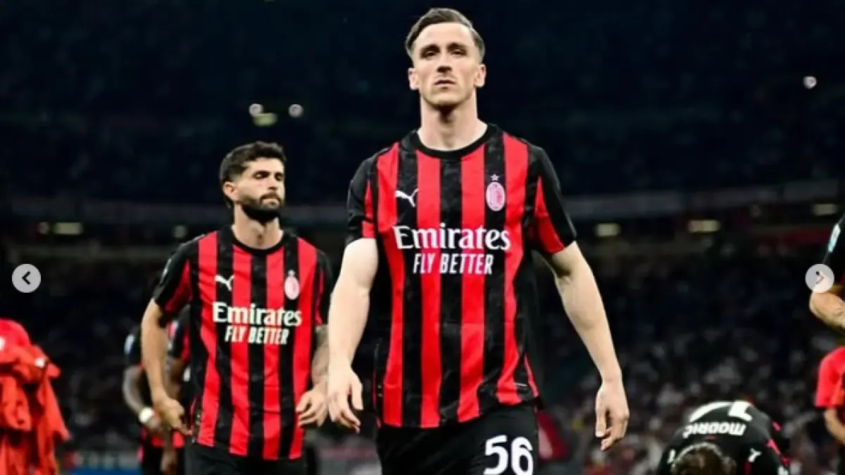 Alexis Saelemaekers mengalami cedera pergelangan kaki dalam latihan AC Milan dan berpotensi menepi hingga 2027.
