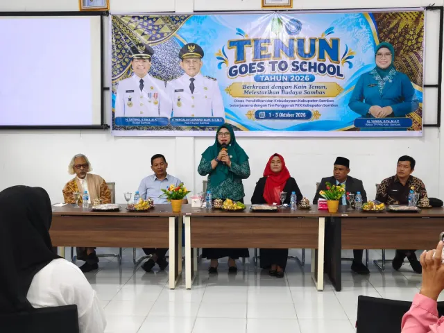 Puluhan Pelajar Sambas Ikuti Pelatihan Tenun, Warisan Budaya Terus Dijaga